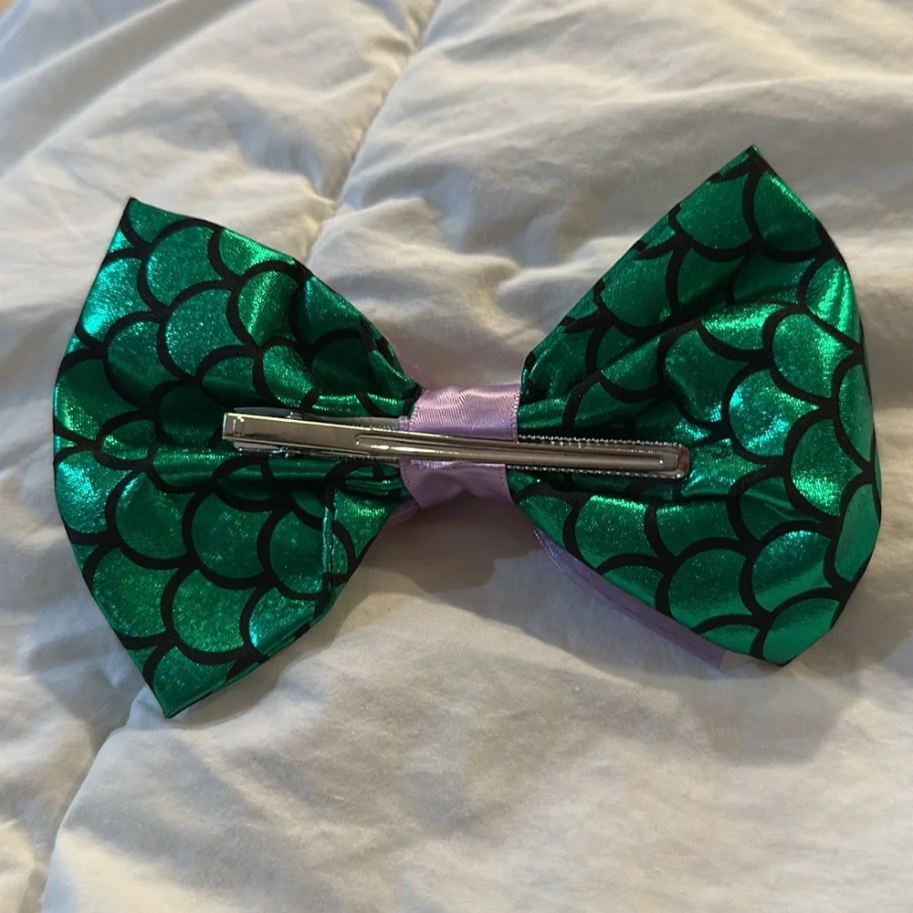 Disney Parks Authentic Interchangeable Ariel bow for Disney ears lights up - Picture 3 of 3